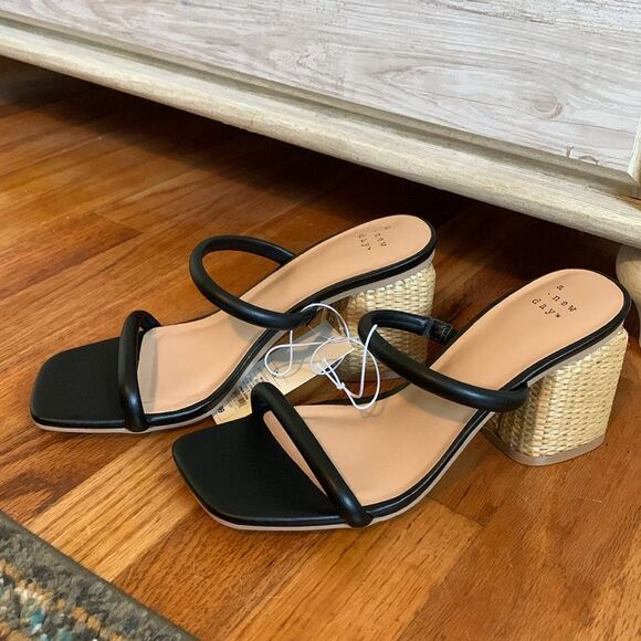 NWT Women's Miley Pumps - A New Day Size 7.5 - Picture 3 of 8